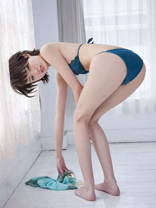 穿着泳装也翘起臀部[sabra.net]ID063 [Sabra.net] StrictlyGir しほの涼 Ryo Shihono av女优写真